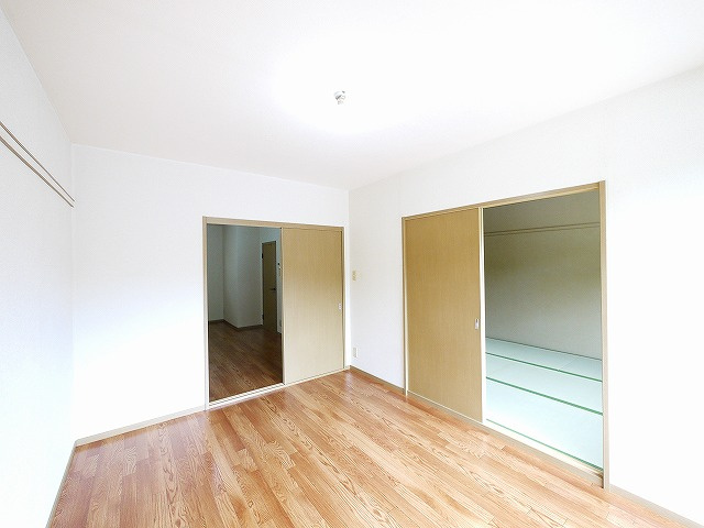 ビクトワールＢ棟の洋室|個人の部屋や寝室として使える洋室です