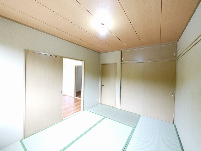 ビクトワールＢ棟の和室|日本らしい落ち着いた雰囲気の和室です