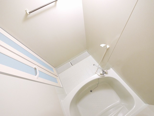 ビクトワールＢ棟の浴室|日々の暮らしに欠かせないお風呂です