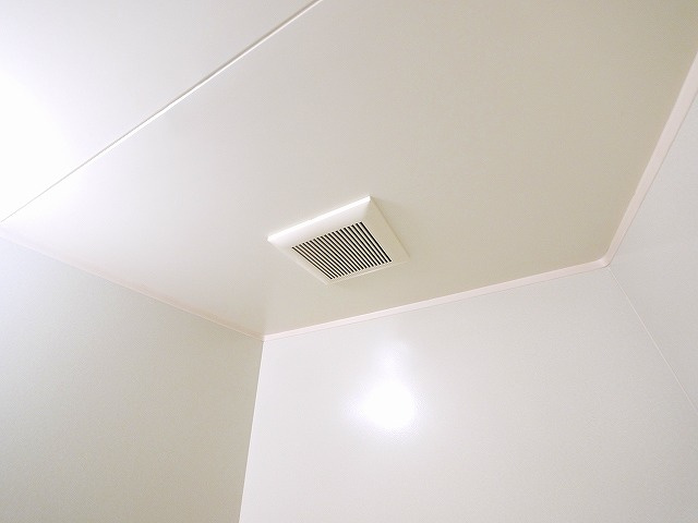 ビクトワールＢ棟の浴室|落ち着いた空間のお風呂です