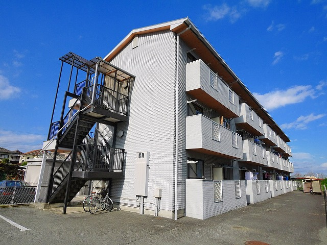 ラポール前栽の外観|外観もきれいです