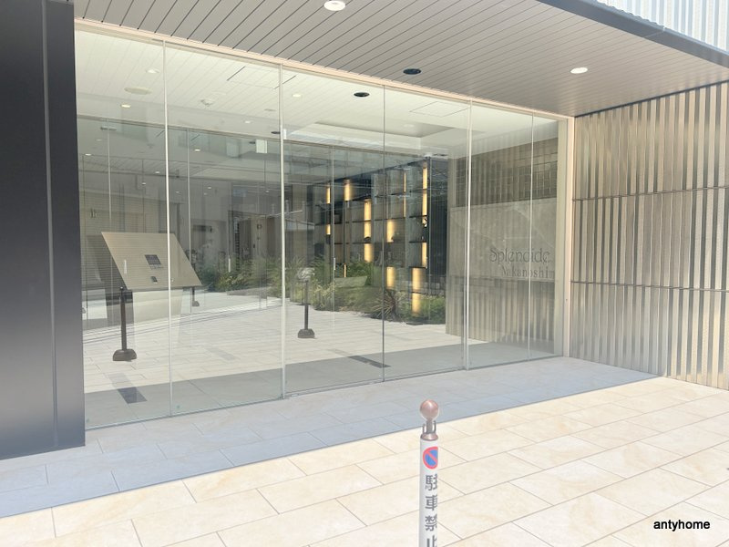 スプランディッド中之島DUE　仲介手数料無料のエントランス