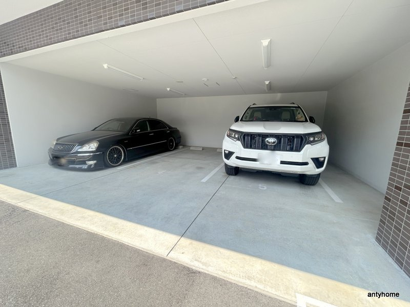 スプランディッド中之島DUE　仲介手数料無料の駐車場