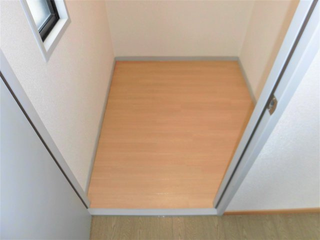 サンビレッジ築捨の収納