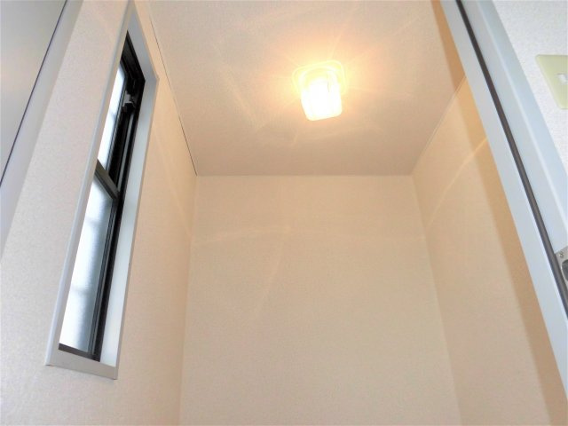 サンビレッジ築捨の収納