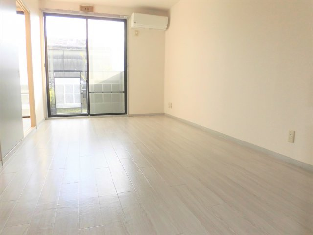 サンビレッジ築捨の内装