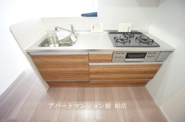 ハイピクチャーE棟のキッチン