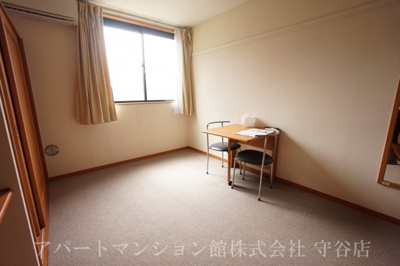 【居間・リビング】 | レオパレスサンスイ | 画像3