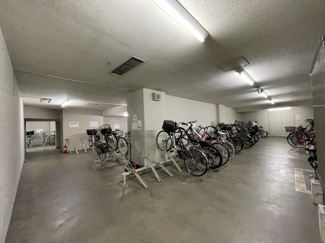 【その他共用部分】 | 駐輪場です♪