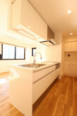 【キッチン】 | Kyobashi View Residence(キョウバシビューレジデンス)