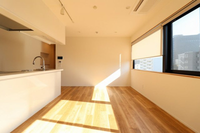 【居間・リビング】 | Kyobashi View Residence(キョウバシビューレジデンス)