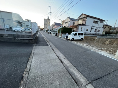 【前面道路含む現地写真】 | 千種区千代田橋 全2棟　＜仲介手数料無料＞千代田橋小・千種中　新築一戸建て | 撮影11/21
社長の村田です！
自らプレイヤーとして営業しています
長年の経験と実績から皆様により良いマイホーム購入のご提案をいたします。
住宅ローンの不安や購入後の不安等何でもご相談ください。