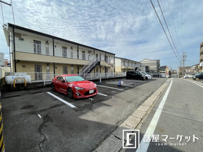 【駐車場】 | サープラスワン板倉