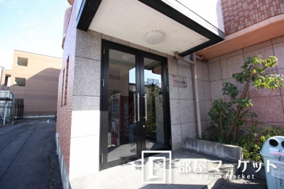 【エントランス】 | プリミエール荒井