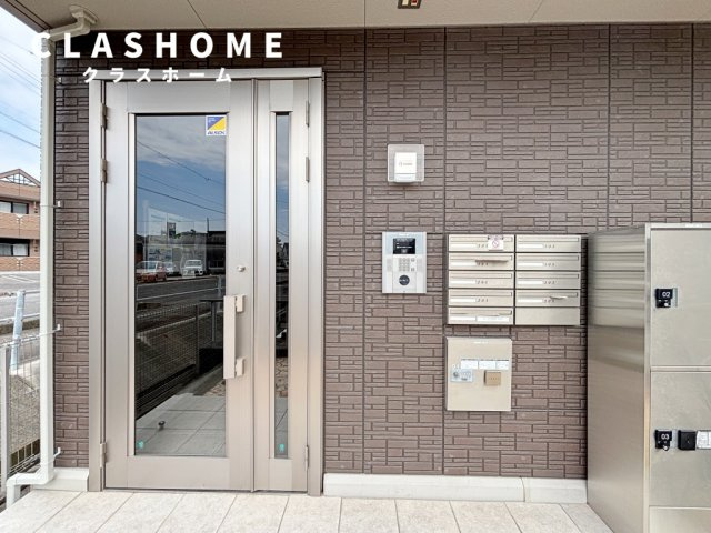レジデンス神都Ⅱ　　刈谷市近郊の賃貸はクラスホームのエントランス