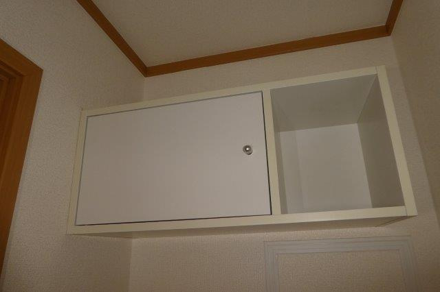 トライアン・ファントBのトイレ|トイレ棚
