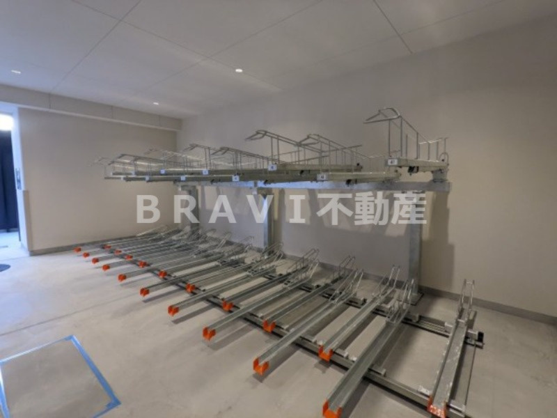 コンフォリア・リヴ北久宝寺Qのその他共用部分|【コンフォリア・リヴ北久宝寺Q】駐輪場