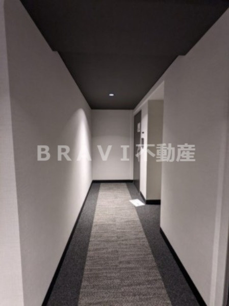 コンフォリア・リヴ北久宝寺Qの内装|【コンフォリア・リヴ北久宝寺Q】内廊下のホテルのような内装
