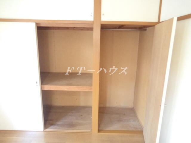 ホワイトルームの収納