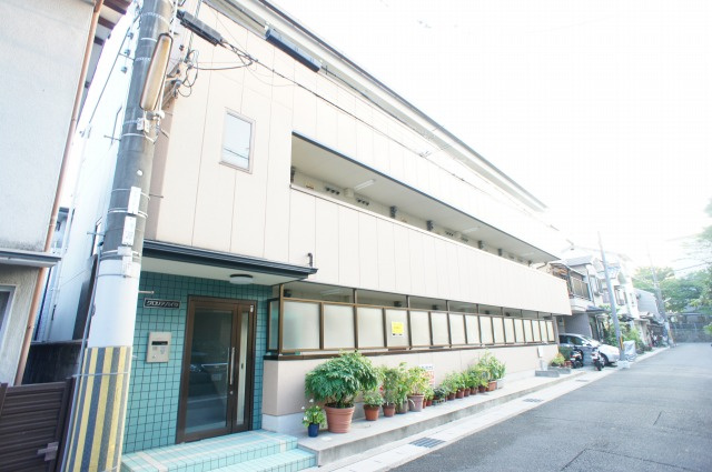 グロリアハイツの外観