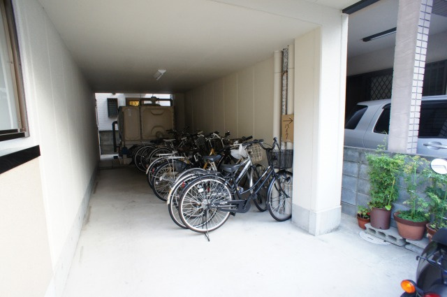 グロリアハイツのその他|駐輪場