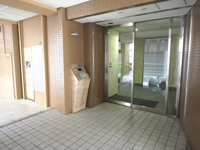 フォレスター一樹のエントランス