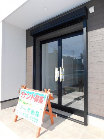 prime　casaの玄関|店舗出入り口