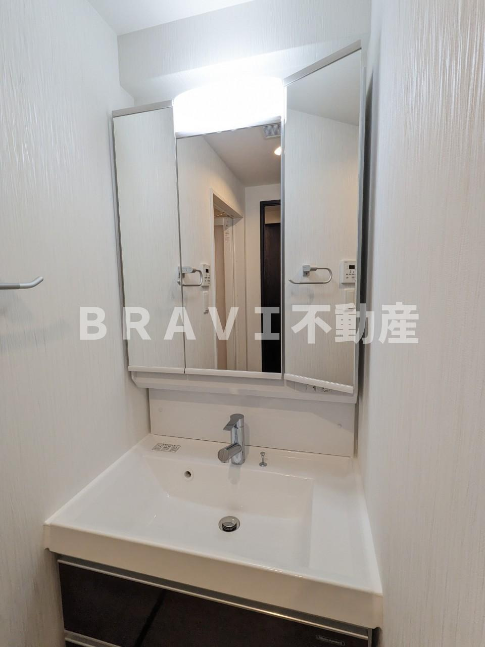 プレジオ鎗屋町 BRAVI不動産の独立洗面台|【プレジオ鎗屋町】独立洗面台
