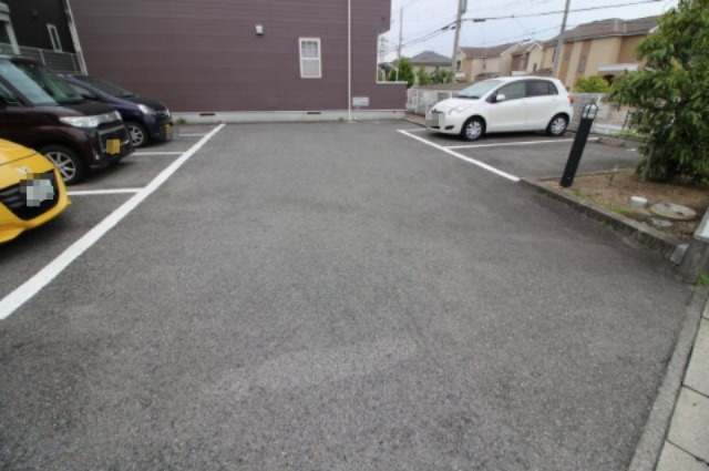 コートヤードⅤの駐車場