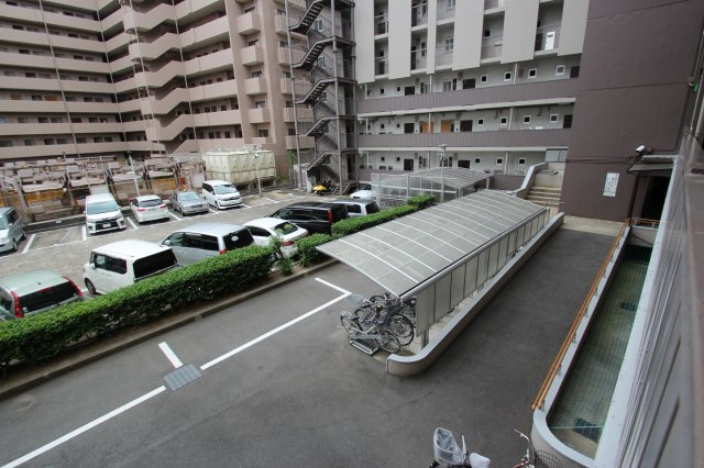 新森小路コーポの駐車場|駐車場・駐輪場です。空き状況は変動しますので都度ご確認ください。