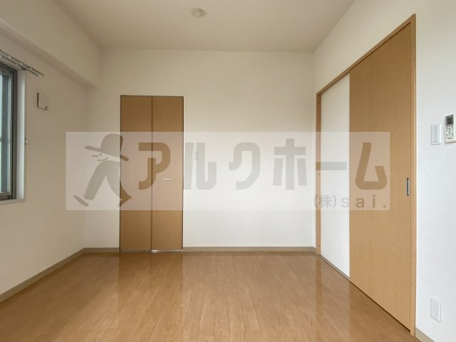 グラティの洋室