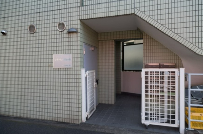 【エントランス】