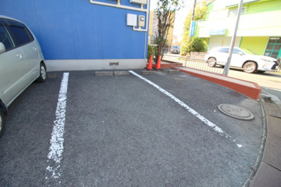 【駐車場】 | フレグランス　ハル