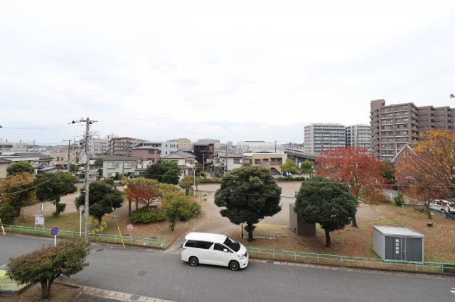 東亜ハーモニー蘇我の展望|目の前が公園なので眺めも気持ちがいいですね！