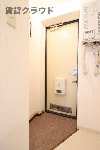 東亜ハーモニー蘇我の玄関|落ち着いた玄関です