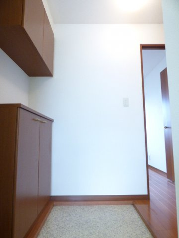 【玄関】 | ルミエール八町牟田