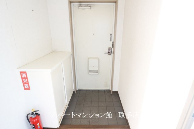 ウインドミルＢの玄関