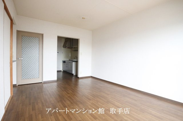 ウインドミルＢの居間・リビング