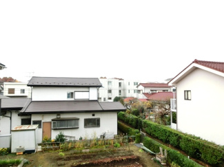 【展望】 | 開放感のある２階からの眺望。