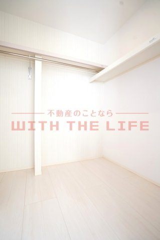 シュトラール【キャッシュバック対象】の収納|大きなものも収納できそうです