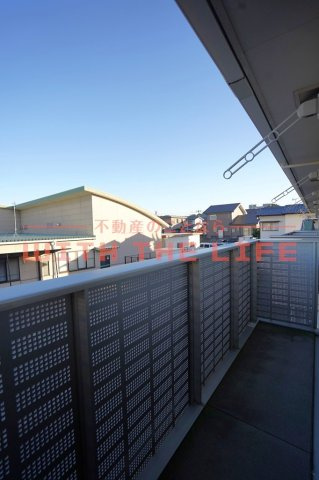 シュトラール【キャッシュバック対象】のバルコニー|開放的で明るい空間を演出してくれるバルコニーです