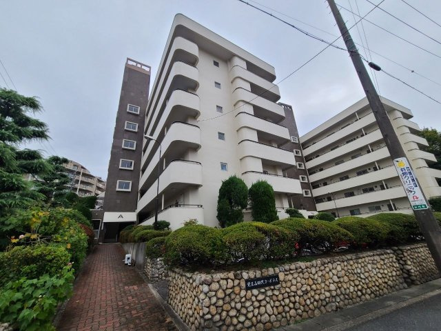 覚王山田代コーポラスA棟の外観|覚王山田代コーポラスA棟