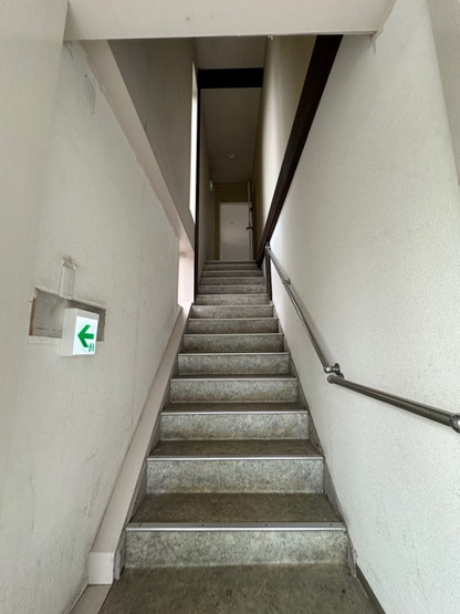 【その他】 | 鶴川5丁目貸店舗 | ※階段※