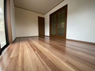 【ダイニング】