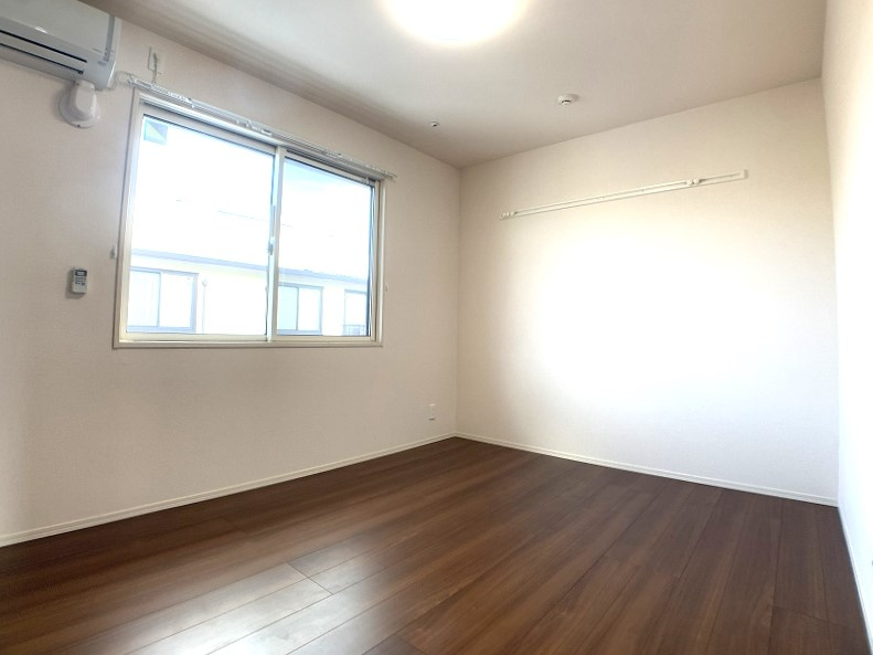 コンフォーティア東仙北Bの洋室