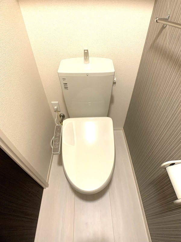 コンフォーティア東仙北Bのトイレ