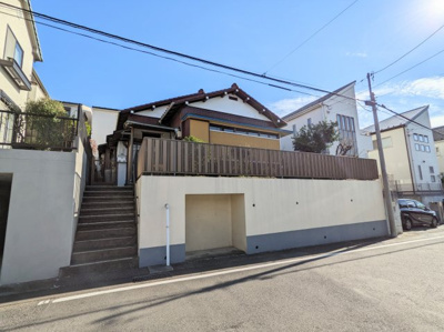 【前面道路含む現地写真】 | 「海老名」駅徒歩１５分♪約52坪の整形地 | キレイに区画割りされた分譲地内！