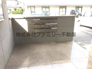 【エントランス】 | グラスヒル平潟A