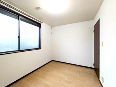 【洋室】 | ガーデンパークA棟