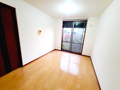 【居間・リビング】 | ガーデンパークA棟